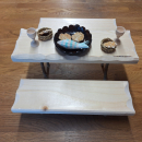 Tisch mit 2 Bänken aus heimischen Hölzern - Sitzgelegenheit für vier Personen